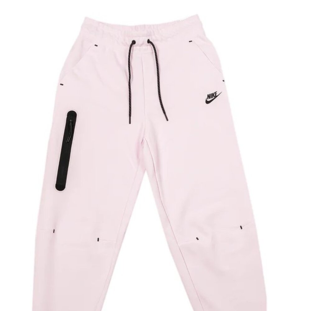 Nike Sportswear Tech Fleece Women's Pants (Plus Size) Sweatpants